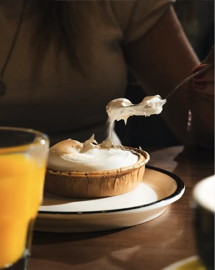 Tarta de limón merengada